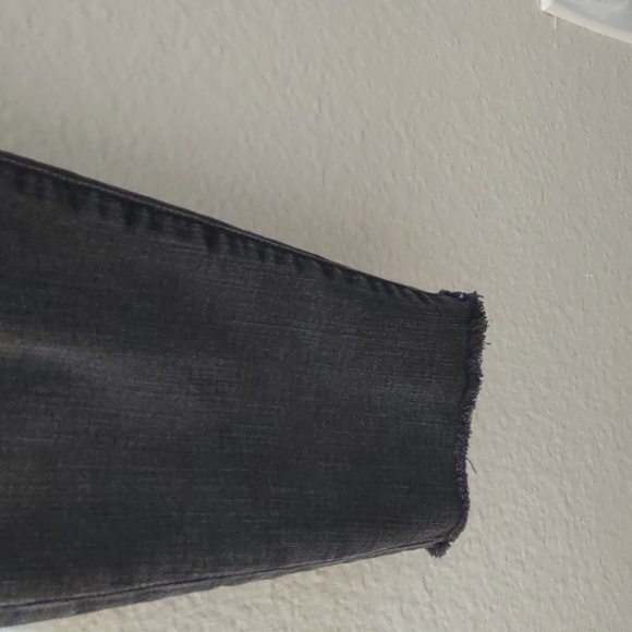 PRE OWNED MADEWELL SELF DISTRESSED JEANS HIGH RISE SKINNY - Picture 5 of 11